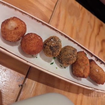 La Bicicleta - Tapas Bars Near Me - Barcelona, B La Bicicleta - Tapas Bars Near Me - Barcelona, B