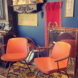 Pops of Vintage colors