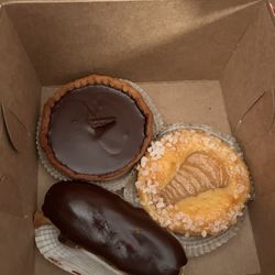 Chocolate eclair, something chocolatey, and then a pear fragenpan