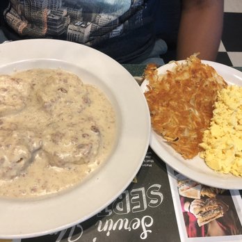 Metro Diner - Sausage biscuit and gravy breakfast with scrambled eggs and hash browns - American Near Me - Tampa, Florida Metro Diner - Sausage biscuit and gravy breakfast with scrambled eggs and hash browns - American Near Me - Tampa, Florida