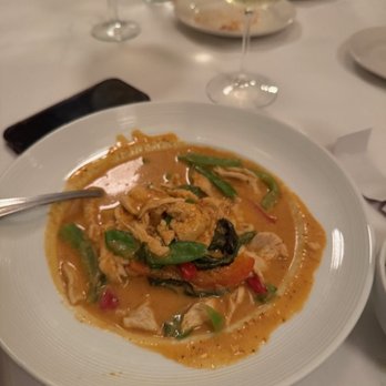Pearl Lian Restaurant & Bar - Chicken Panang Curry - Chinese Near Me - Duluth, Georgia