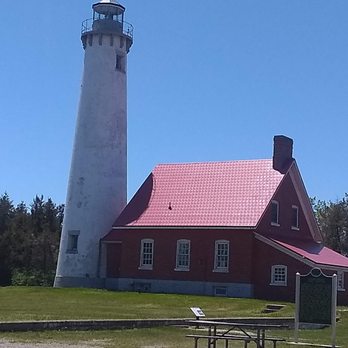 Tawas Point State Park - The lighthouse. - Parks Near Me - East Tawas, Michigan