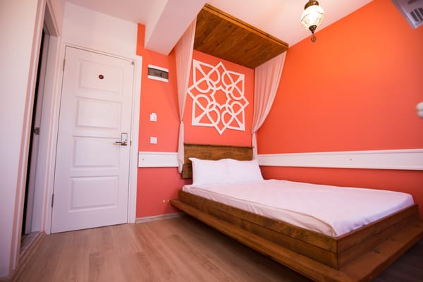 Menendi Otel by null
