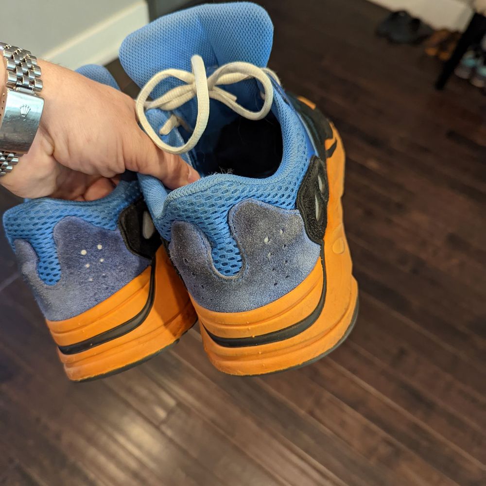 H1 Premium Cleaners - Before cleaning, turning black! - Shoe Repair Near Me - Brooklyn, New York H1 Premium Cleaners - Before cleaning, turning black! - Shoe Repair Near Me - Brooklyn, New York