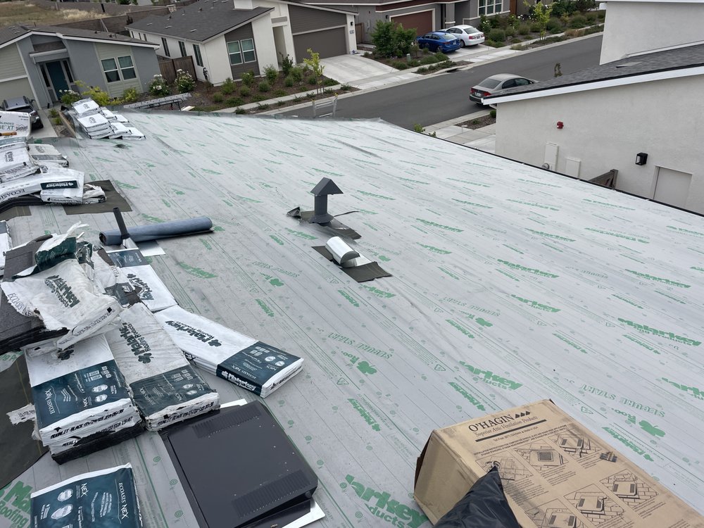 Slide of 619 Roofing