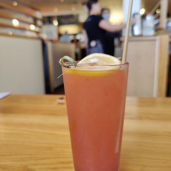 Koko Head Cafe - Strawberry Guava Lemonade - Breakfast & Brunch Near Me - Honolulu, Hawaii