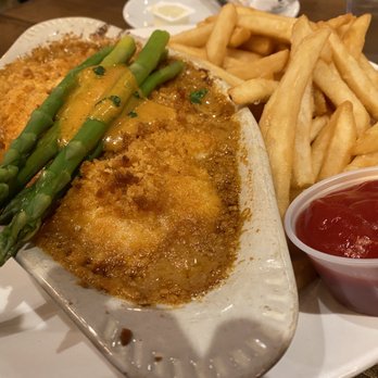 Val's Restaurant & Lounge - Haddock casserole - American Near Me - Holden, Massachusetts Val's Restaurant & Lounge - Haddock casserole - American Near Me - Holden, Massachusetts