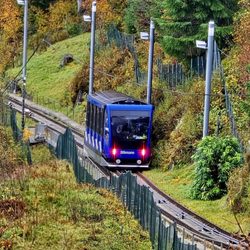 Fløyen utsiktspunkt - blue cable car