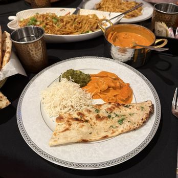 Curry Lounge - Butter Chicken and Lamb Saag - Indian Near Me - Artesia, California Curry Lounge - Butter Chicken and Lamb Saag - Indian Near Me - Artesia, California
