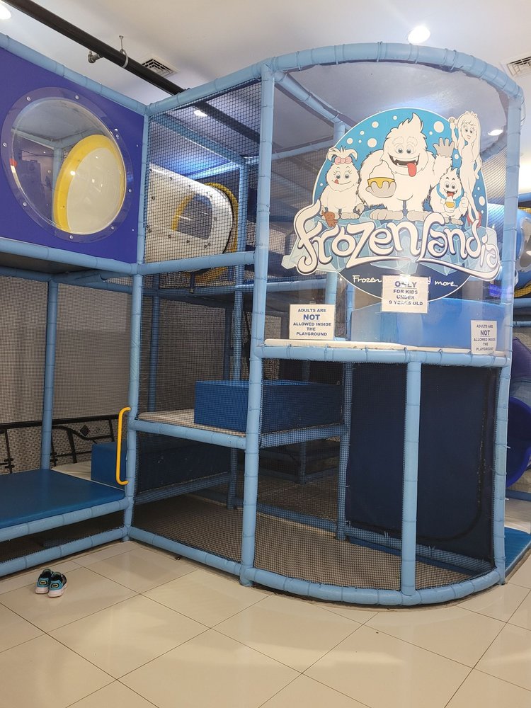 FROZENLANDIA Updated September 2024 58 Photos & 29 Reviews 24