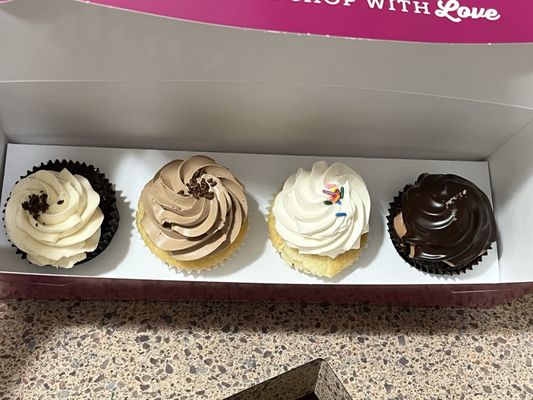 Kyra's Bake Shop by null