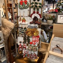 Blume Organics Boutique & Café - I Want all of these !!!!