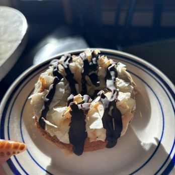 Pegasus Coffee House - Samoas Donut - Coffee & Tea Near Me - Bainbridge Island, Washington Pegasus Coffee House - Samoas Donut - Coffee & Tea Near Me - Bainbridge Island, Washington