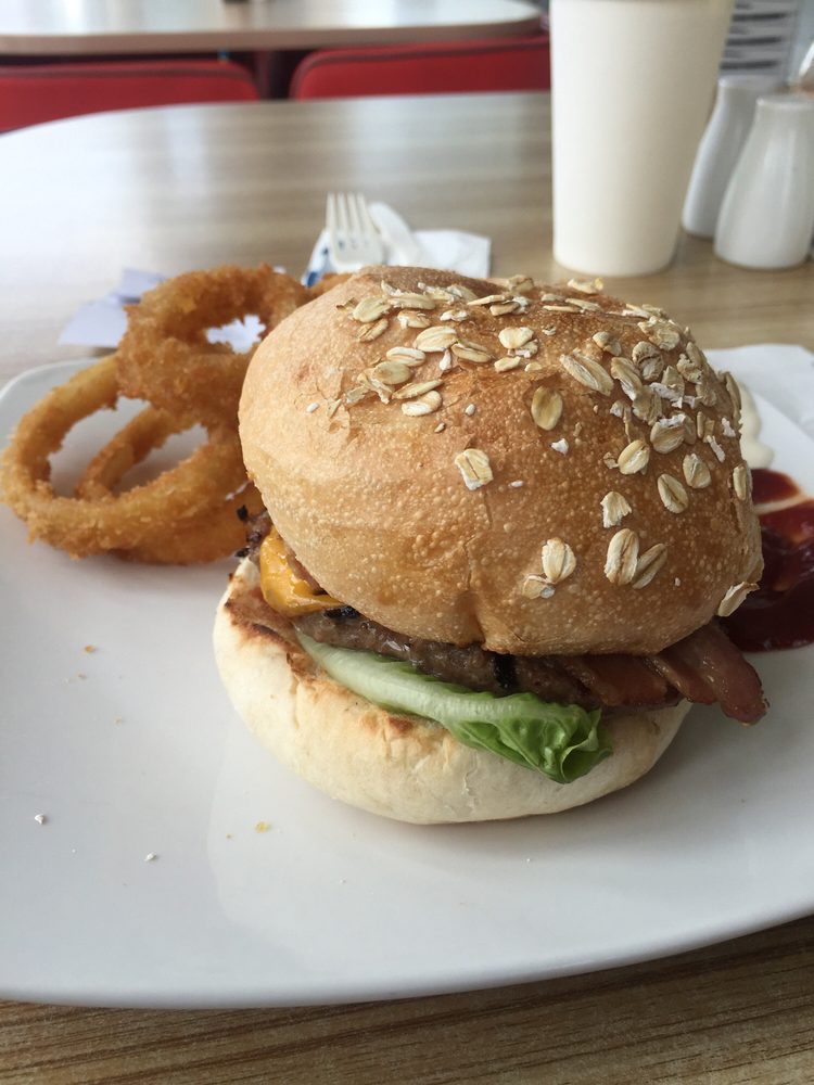 BROTHER’S BURGER Westgate Drive, Muntinlupa, Metro Manila