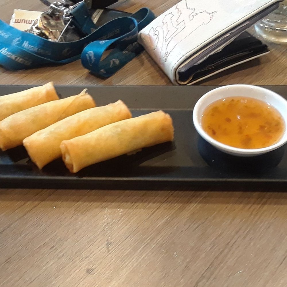 9 Queen Chinese - Veggie Spring rolls - Chinese Near Me - Brampton, Ontario