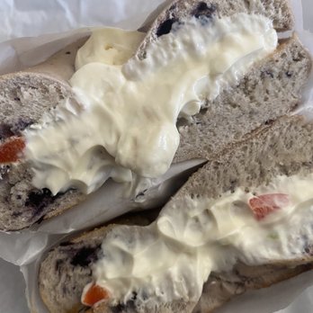Bagel Place Cafe - Blueberry crunch bagel with jalapeño cream cheese (I know it sounds funky but honestly goes so well together) - Bagels Near Me - Sunnyvale, California