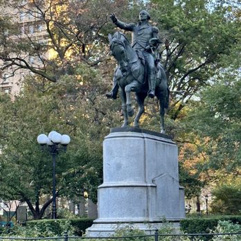 Union Square - Parks Near Me - New York, New York
