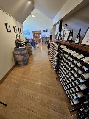 Lamoreaux Landing Wine Cellars by null