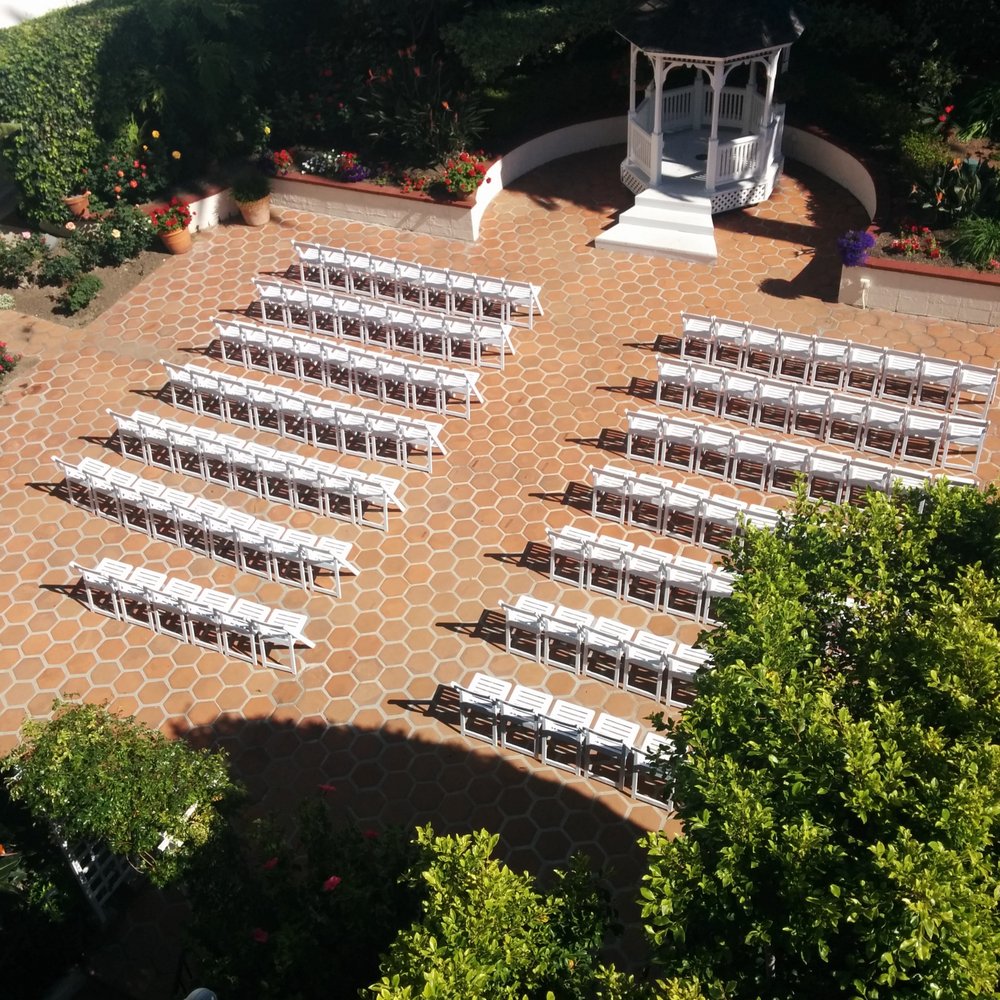 Hotel Laguna - Hotel Laguna Garden Ceremony Set-Up - Hotels Near Me - Laguna Beach, California Hotel Laguna - Hotel Laguna Garden Ceremony Set-Up - Hotels Near Me - Laguna Beach, California