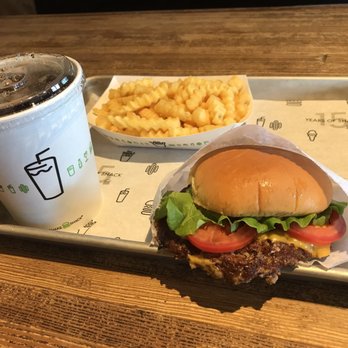 Shake Shack 479 Route 17 South - Paramus - Burgers Near Me - Paramus, New Jersey Shake Shack 479 Route 17 South - Paramus - Burgers Near Me - Paramus, New Jersey