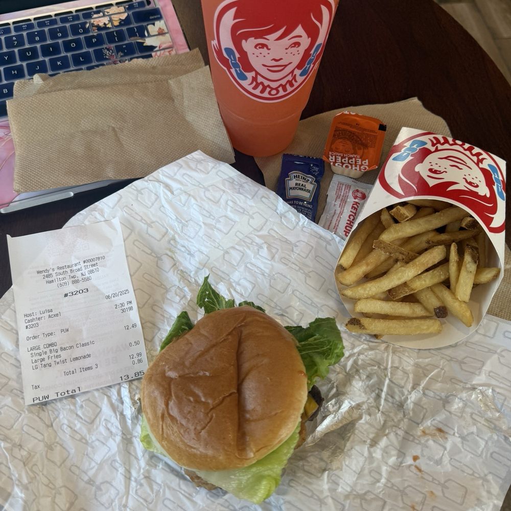 Wendy's - Fast Food Near Me - Hamilton, New Jersey Wendy's - Fast Food Near Me - Hamilton, New Jersey