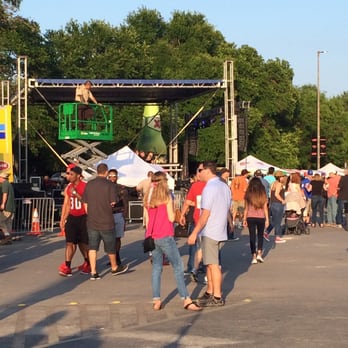Alamo Heights Night - Crowd shot. Not crowded, maneuverable. - Festivals Near Me - San Antonio, Texas Alamo Heights Night - Crowd shot. Not crowded, maneuverable. - Festivals Near Me - San Antonio, Texas