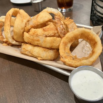 Twohey’s Restaurant - Onion rings - New American Near Me - South Pasadena, California