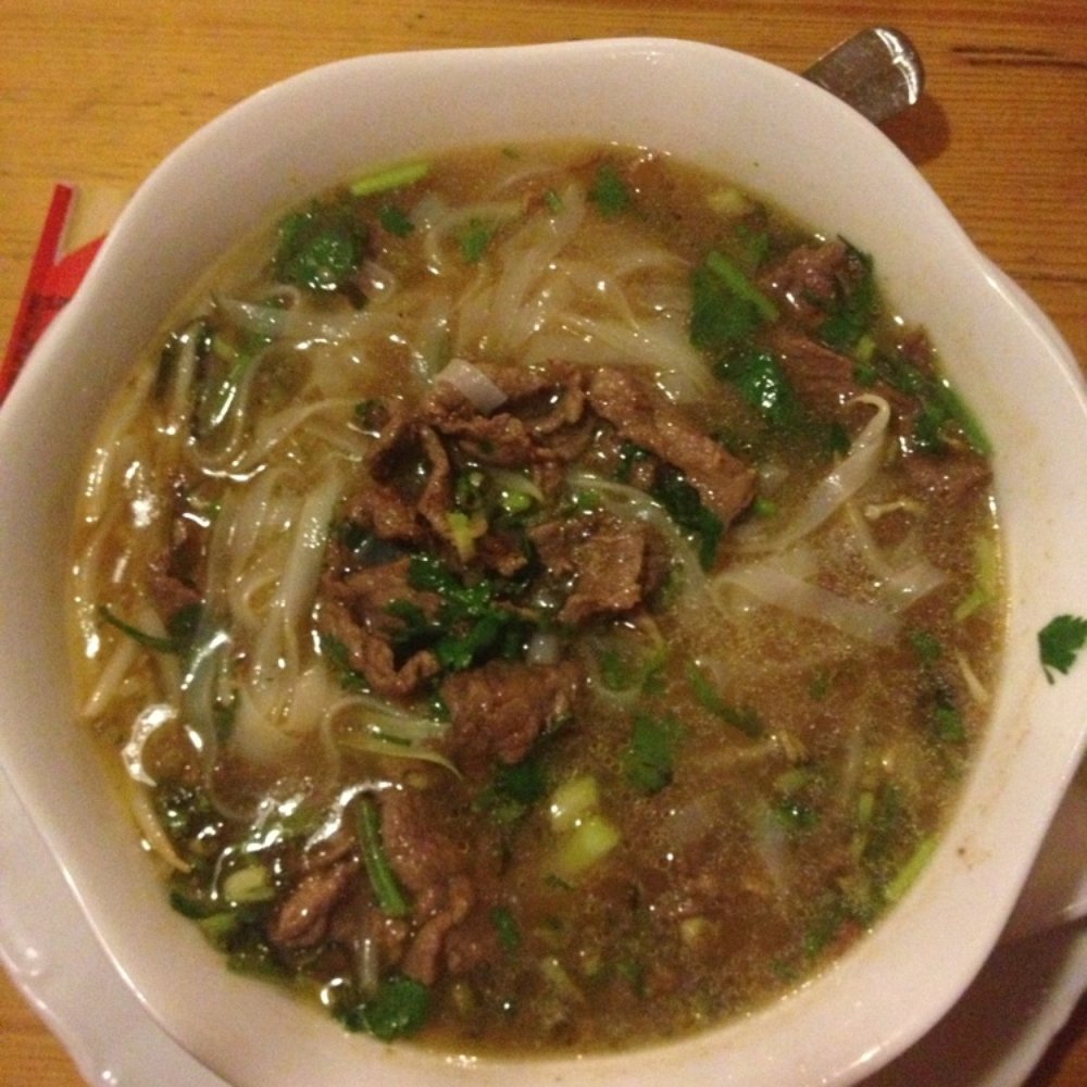 Goldenes Kreuz - Beef Pho, beyond excellent! - Italian Near Me - Parsberg, BY