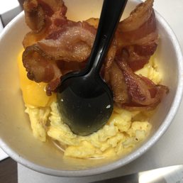 Bacon scrambler- missing the grits Bacon scrambler- missing the grits