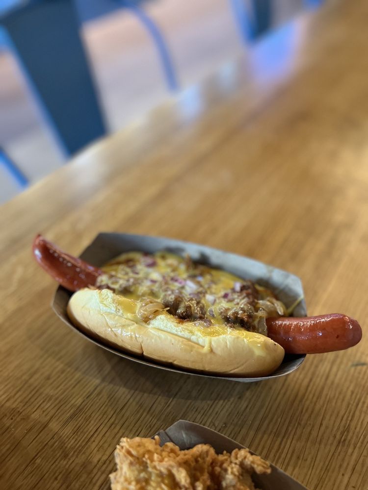 Hollywood Burger