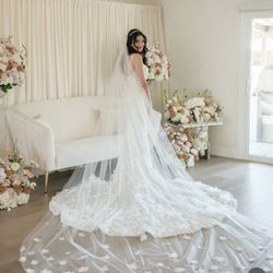 Memorable Rentals - Drapery and bridal couch.