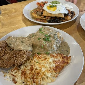 Golden West Cafe - Close up of vegan biscuits and Biscuits & Sausage Gravy w/Little Fig Chic'n - Cafes Near Me - Baltimore, Maryland