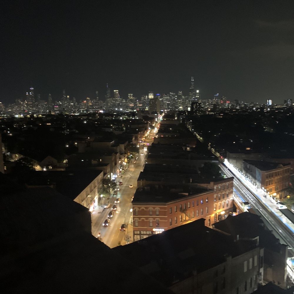The Robey - Rooftop view - Hotels Near Me - Chicago, Illinois The Robey - Rooftop view - Hotels Near Me - Chicago, Illinois
