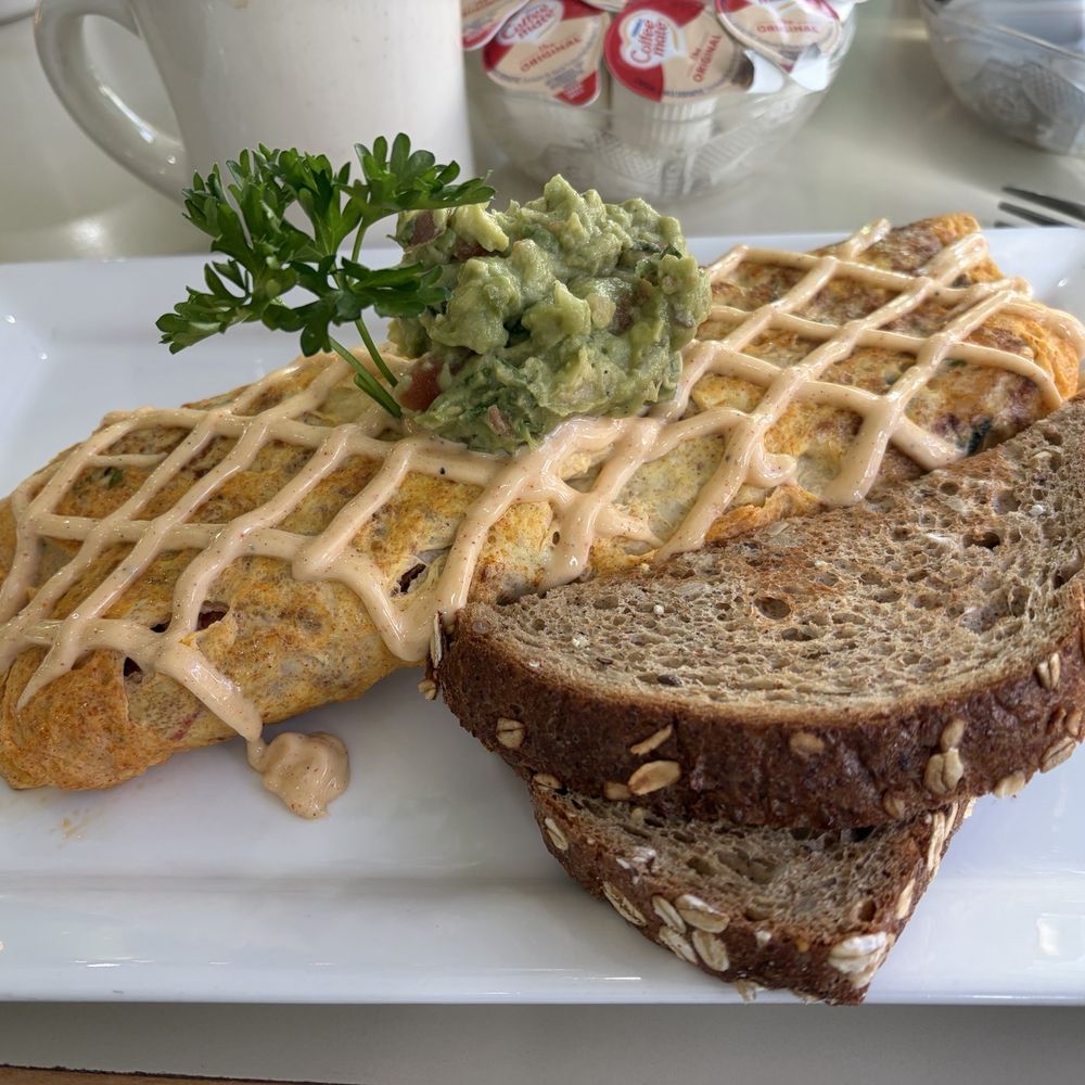 Savanna Restaurant Lakeview  - Savanna Omelette - Breakfast & Brunch Near Me - Chicago, Illinois