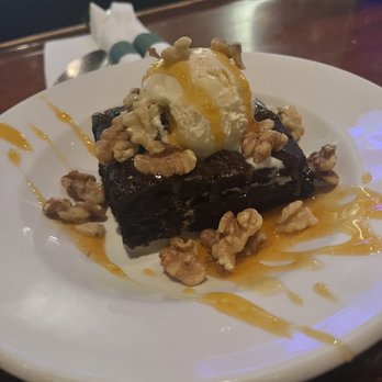 Half Sour - Brownie with ice cream - New American Near Me - Chicago, Illinois Half Sour - Brownie with ice cream - New American Near Me - Chicago, Illinois