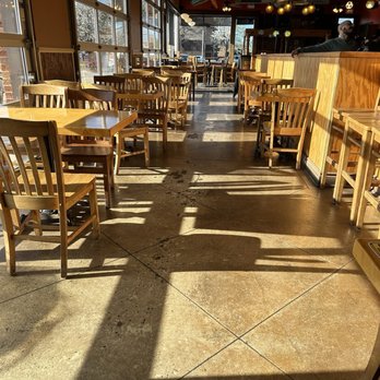 Potbelly - Dining room - Sandwiches Near Me - Chicago, Illinois Potbelly - Dining room - Sandwiches Near Me - Chicago, Illinois