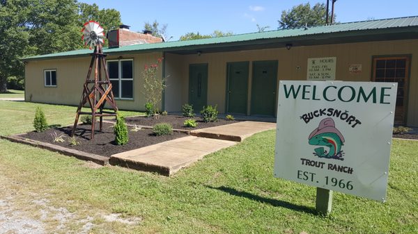 Bucksnort Trout Ranch by null