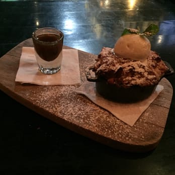Morrison - Drool worthy butterscotch bread pudding - Gastropubs Near Me - Los Angeles, California Morrison - Drool worthy butterscotch bread pudding - Gastropubs Near Me - Los Angeles, California