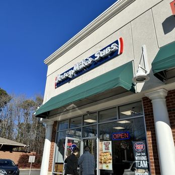 Jersey Mike's Subs - Outside - Sandwiches Near Me - Yorktown, Virginia