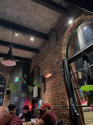 BASIL CANTEEN by null