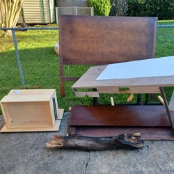 Thorntons Treasures - Removal for contractor.
