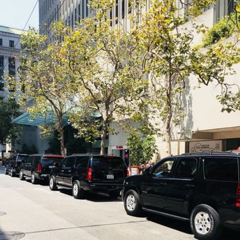 Deluxe Limousine - Lined up to pick up a corporate client - Limos Near Me Deluxe Limousine - Lined up to pick up a corporate client - Limos Near Me