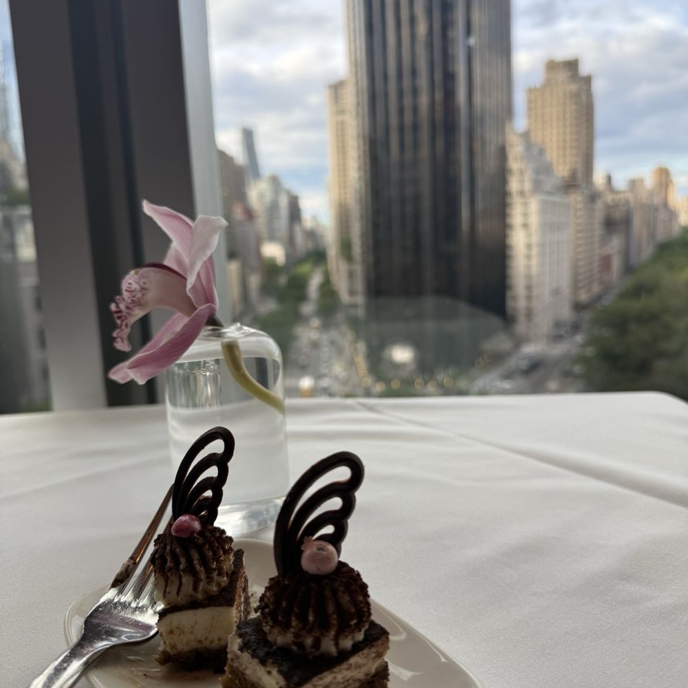 Robert - Tiramisu - New American Near Me - New York, New York Robert - Tiramisu - New American Near Me - New York, New York