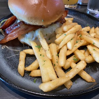 WSKY Bar + Grill - Wsky burger - Bars Near Me - Henderson, Nevada WSKY Bar + Grill - Wsky burger - Bars Near Me - Henderson, Nevada