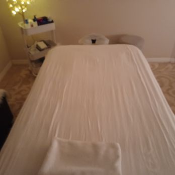 Therapeutic Massage - quiet peaceful space - Massage Near Me - Clearwater, Florida Therapeutic Massage - quiet peaceful space - Massage Near Me - Clearwater, Florida