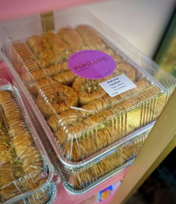 Papillon International Bakery by null