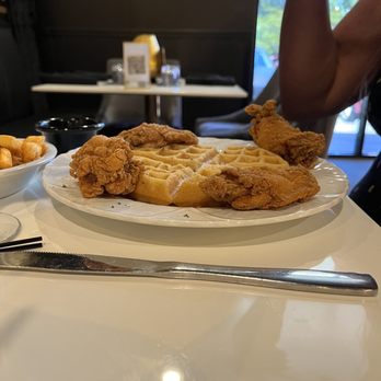 Martini Me Charleston - Chicken and waffles - Tapas Bars Near Me - North Charleston, South Carolina