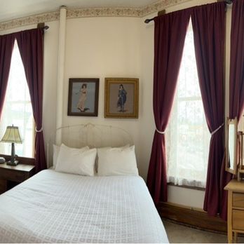 Delaware Hotel - Cool big second room in sweet suite. - Hotels Near Me - Leadville, Colorado