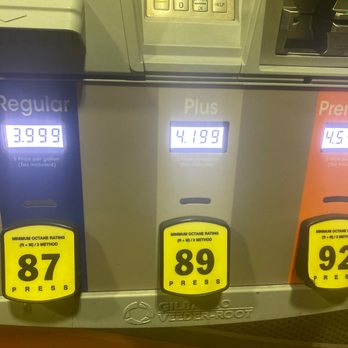 7-Eleven Hawaii - Need a few gallons of $4.00 gas! - Convenience Stores Near Me - Honolulu, Hawaii 7-Eleven Hawaii - Need a few gallons of $4.00 gas! - Convenience Stores Near Me - Honolulu, Hawaii