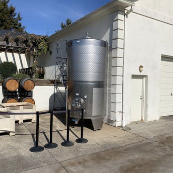 Greenhill Vineyards - Wineries Near Me - Middleburg, Virginia Greenhill Vineyards - Wineries Near Me - Middleburg, Virginia